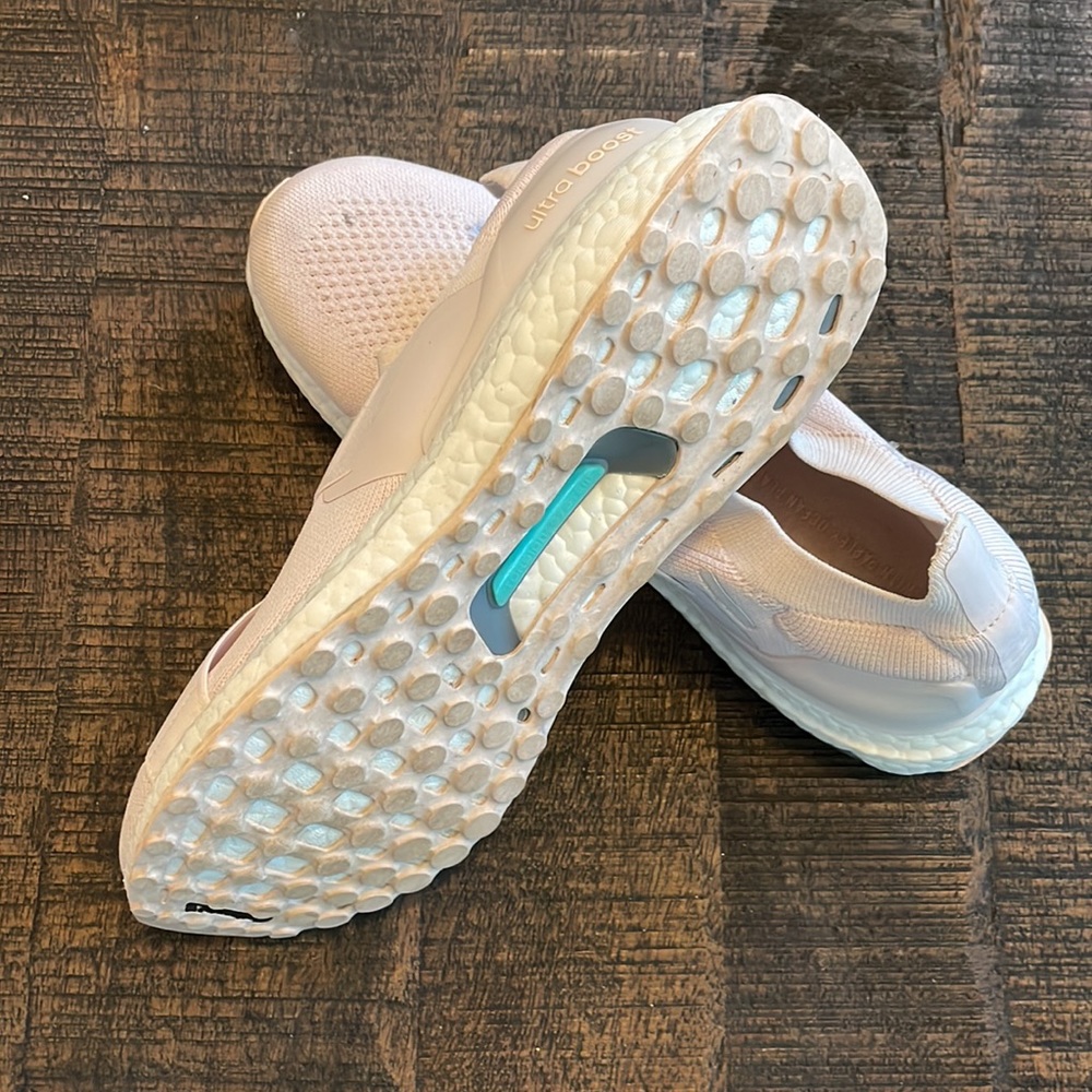 🧬Adidas Ultraboost Slip-on DNA 🧬 Shoes - Picture 3 of 7